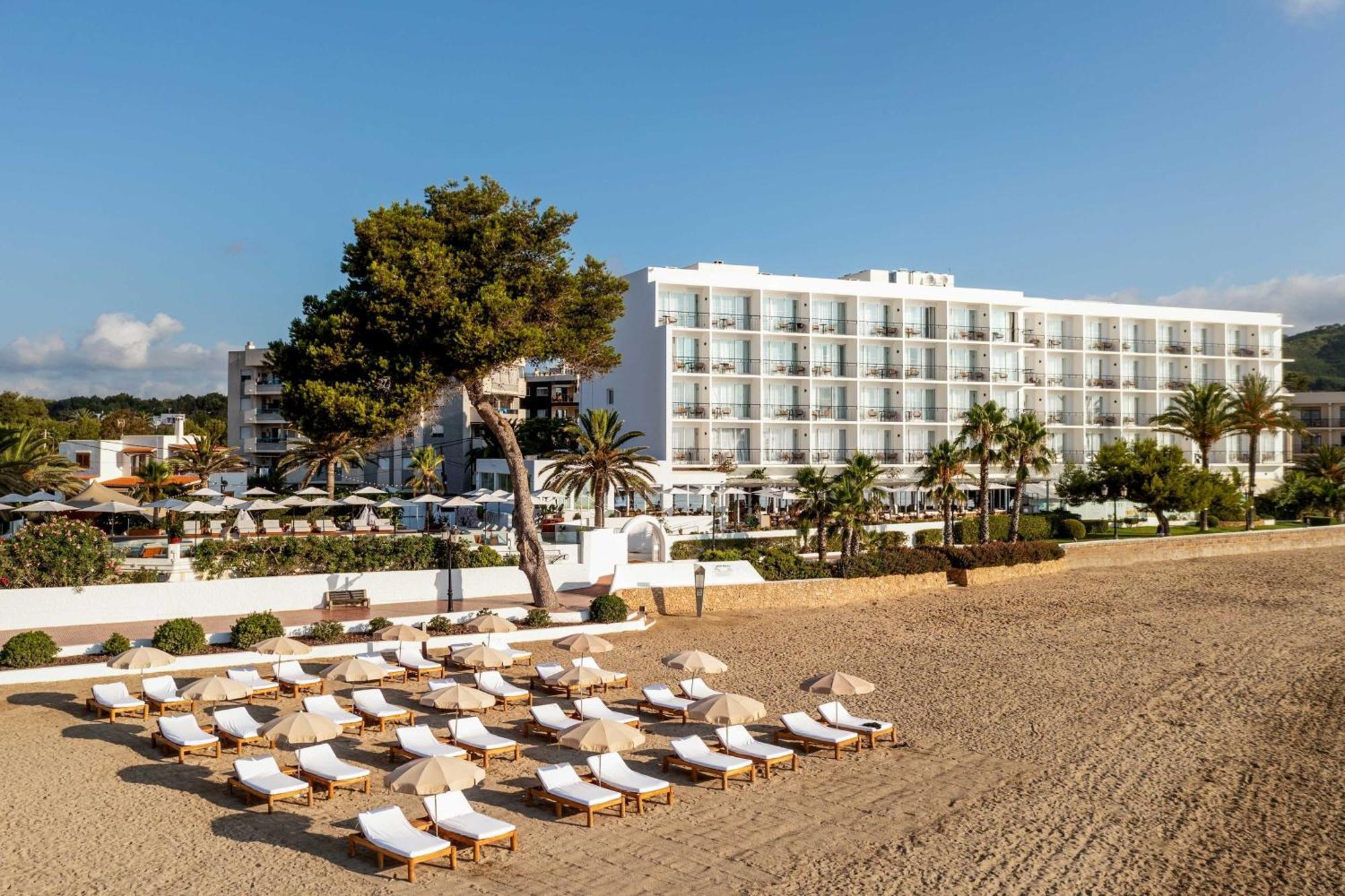 Hotel Riomar, Ibiza, a Tribute Portfolio Hotel Santa Eulária des Riu Exterior foto